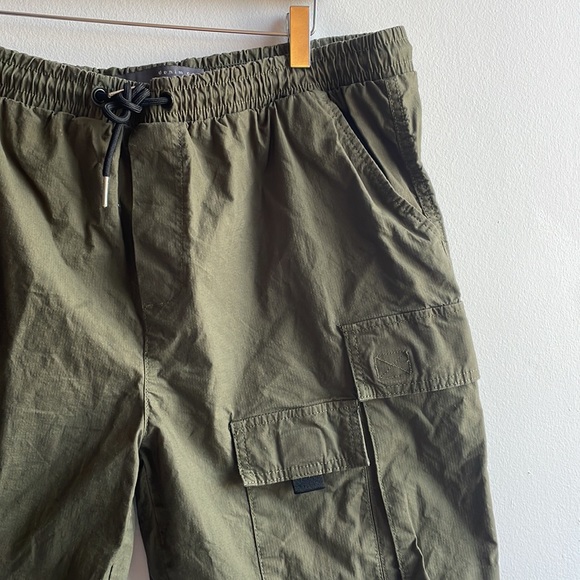 Green Cargo Shorts XL Denim Co. - Picture 2 of 6